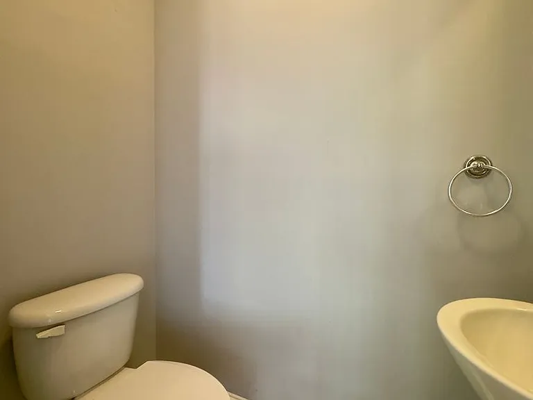 701 S Rose St — Photo 13