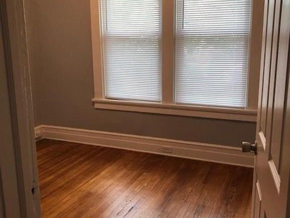 5th image of 722 Northside Ave