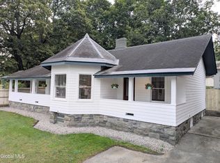 4 Palmer Avenue, Corinth, NY 12822