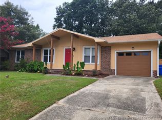 222 Tiverton St, Fayetteville, NC 28314