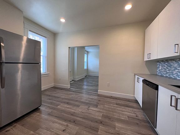 2nd image of 544 E 9th Ave APT 3