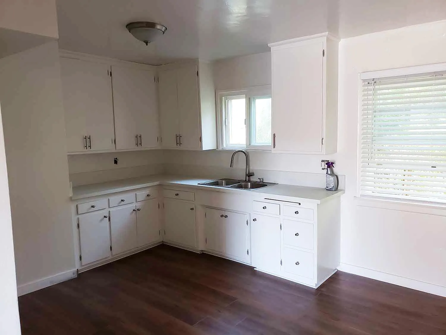 424 W Imperial Ave — Photo 3