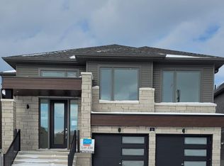 79 Sun Valley Ave, Wasaga Beach, ON L9Z 1J7