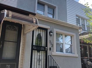 712 Mollbore Ter, Philadelphia, PA 19148