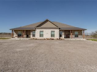 4020 Golden Eagle Dr Unit B, Bryan, TX 77808