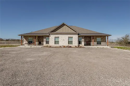 4020 Golden Eagle Dr #B Photo 1