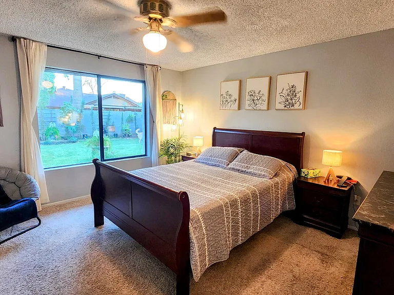 5515 W Hatcher Rd — Photo 18