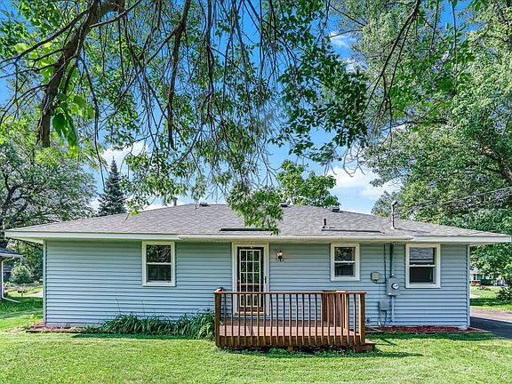 5th image of 653 108th Ln NW