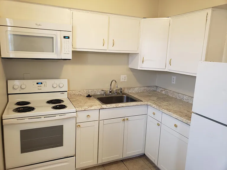 2507 NW Chipman Rd — Photo 1
