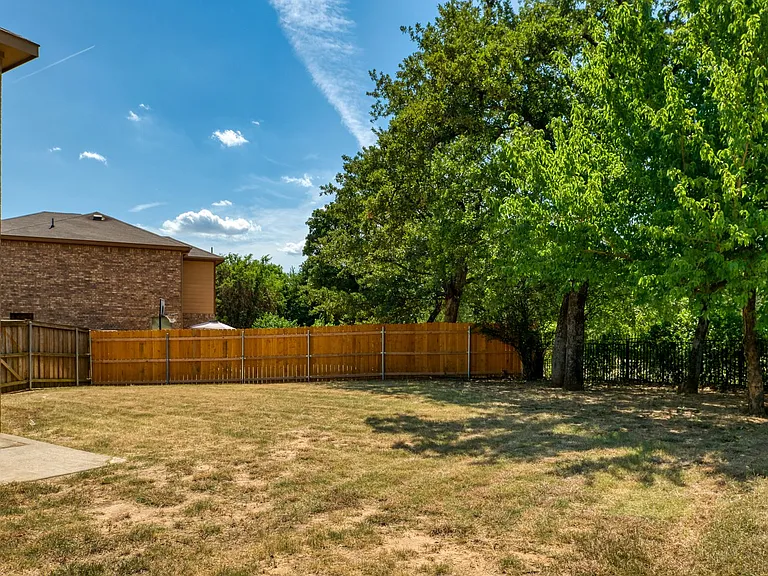 1430 Piedmont Dr — Photo 41
