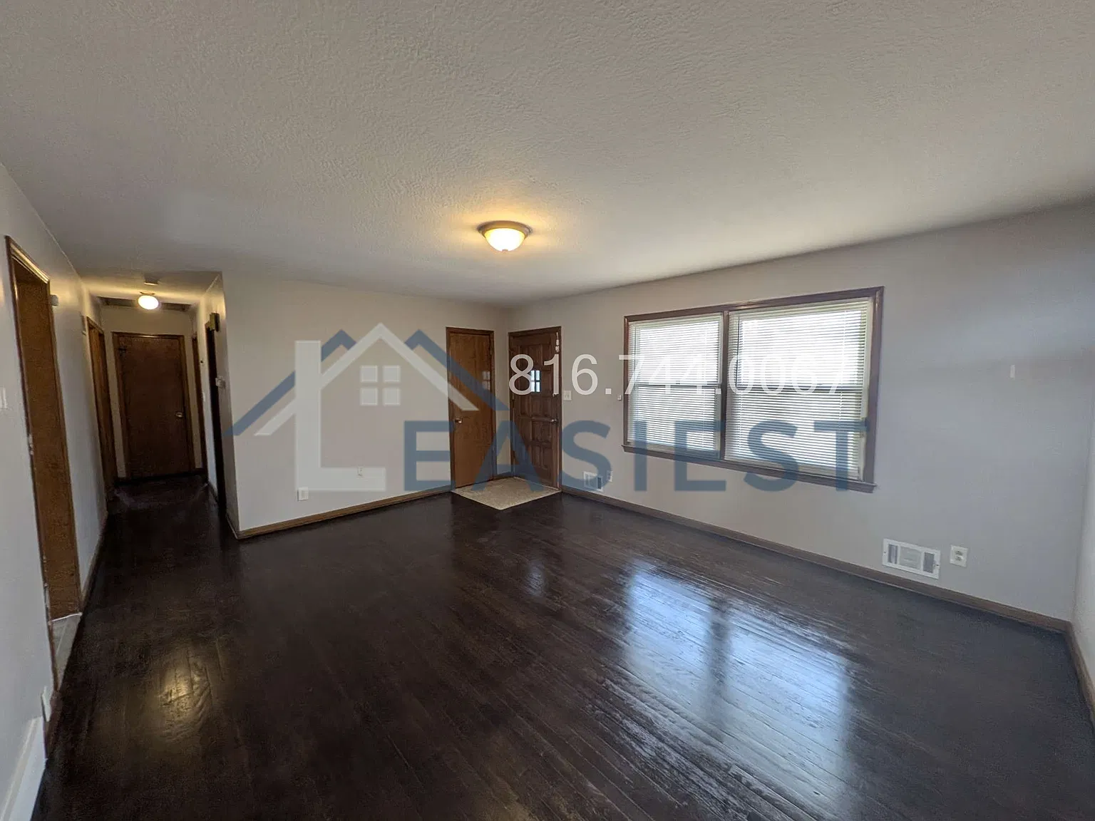 3 bed, 1.5 bath, 1200 sqft, $1,245 — Photo 3