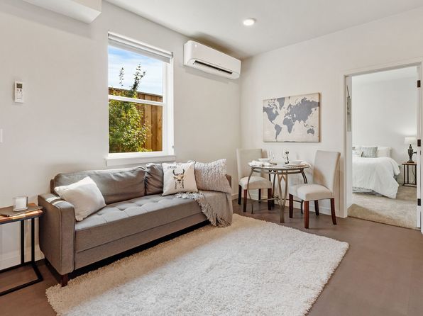 241 SE 80th Ave Unit 101