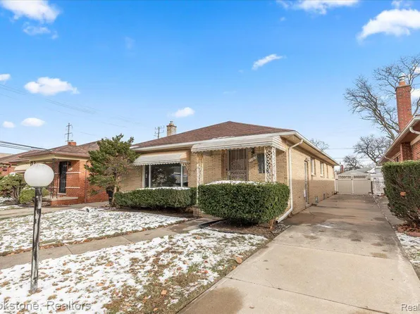 20506 Carol St, Detroit, MI 48235