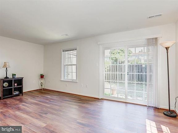 4th image of 3404 Tendril Ct