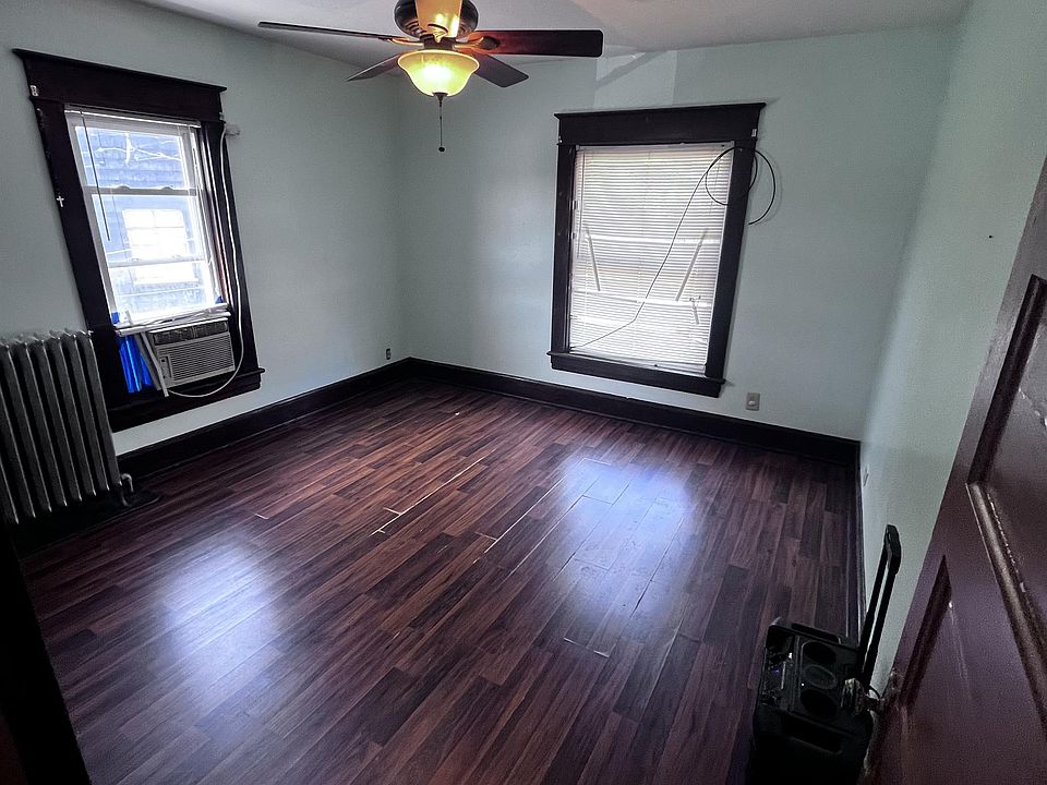 2nd image of 326 Arthur St #1