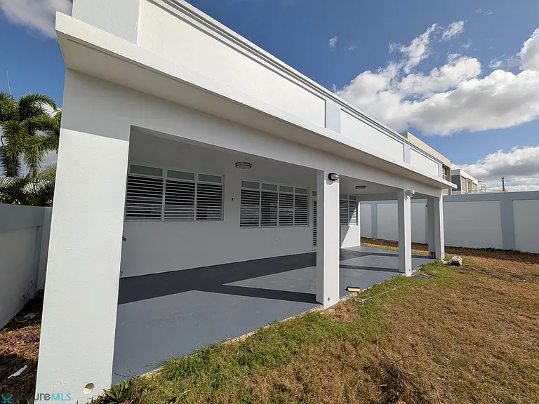 I 16 Urb. Parque De Jacaranda Calle Maga Santa Isa — Photo 28