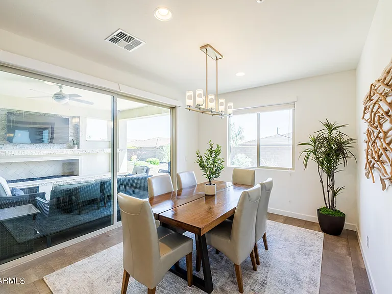 13331 W Palo Brea Ln — Photo 2