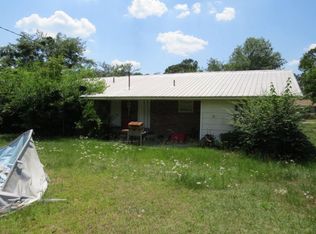 126 Donna Dr, Sylvester, GA 31791