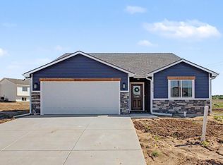 9169 Grammar Ct, Manhattan, KS 66502