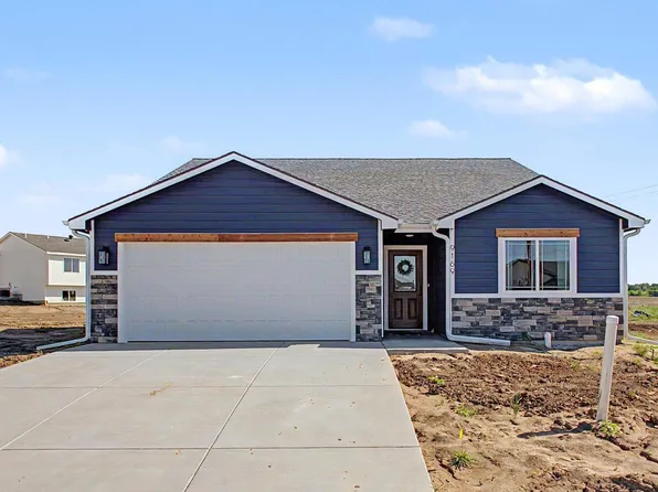 9169 Grammar Ct, Manhattan, KS 66502