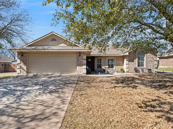 204 Topaz Cir, Hewitt, TX 76643