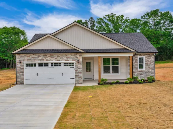 107 B W Stewart St, Pelzer, SC 29669