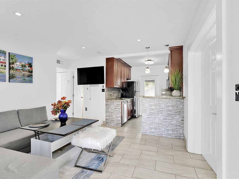 1st image of 1814 NE 53rd Court