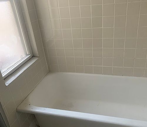 4th image of 2820 W Diversey Ave APT 2R