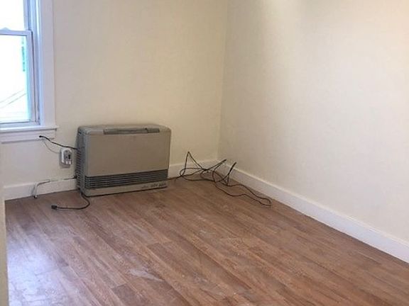 4th image of 48 Alfred St #206