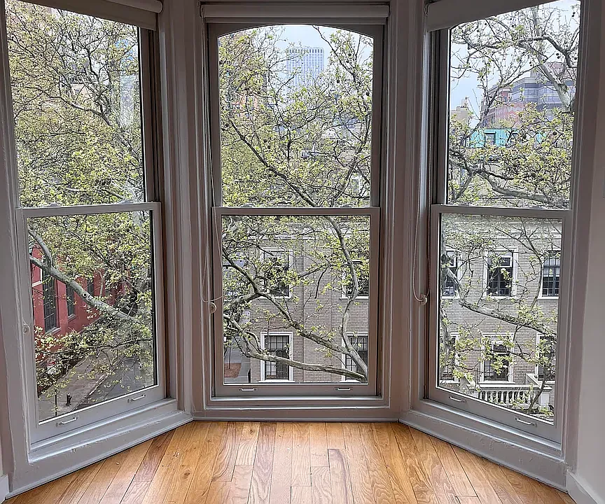 20 Sidney Pl #4B