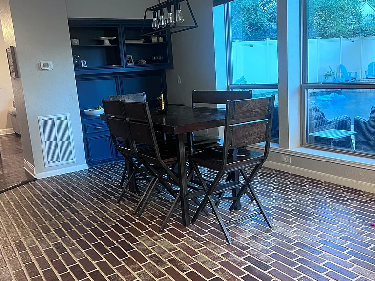 2385 Dundee Dr — Photo 9