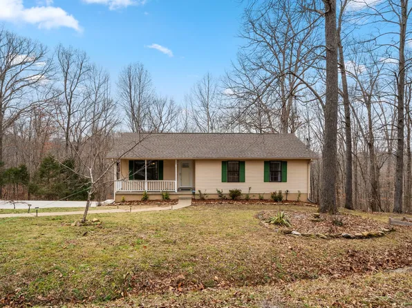 1021 Crestview Ct, Kingston Springs, TN 37082