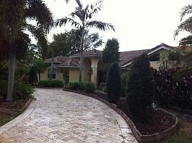 1st image of 6611 N Woodridge Dr