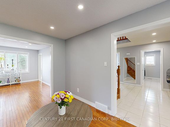 5th image of 217 Colette Dr