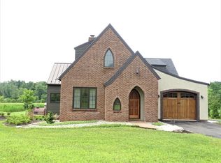 10 Horse Happy Rd, Newmanstown, PA 17073