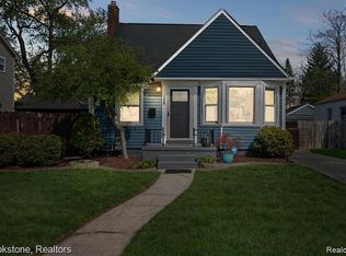 909 Hoffman Ave, Royal Oak, MI