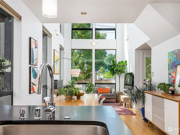 3824 S Hudson Street, Seattle, WA 98118