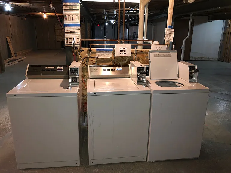 720 35th St — Photo 32