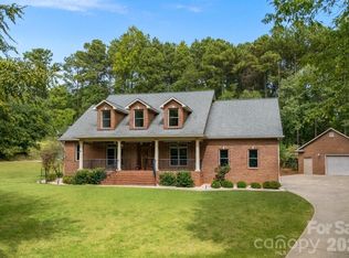 182 Broadview Cir, Mooresville, NC 28117
