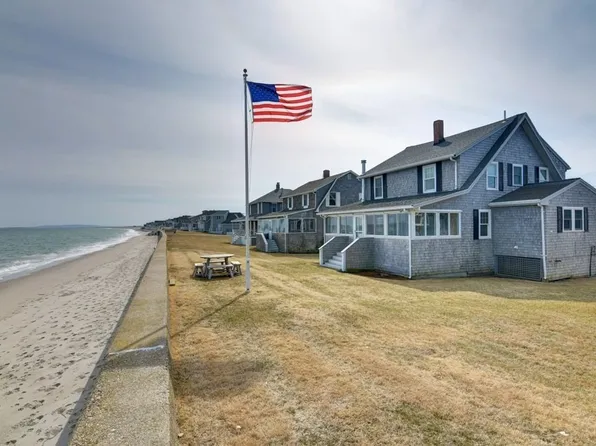 101 Gurnet Rd, Duxbury, MA 02332