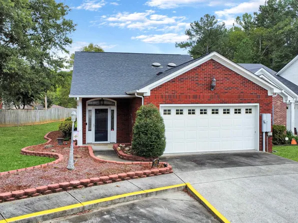 143 Canterbury Cir, Athens, AL 35611