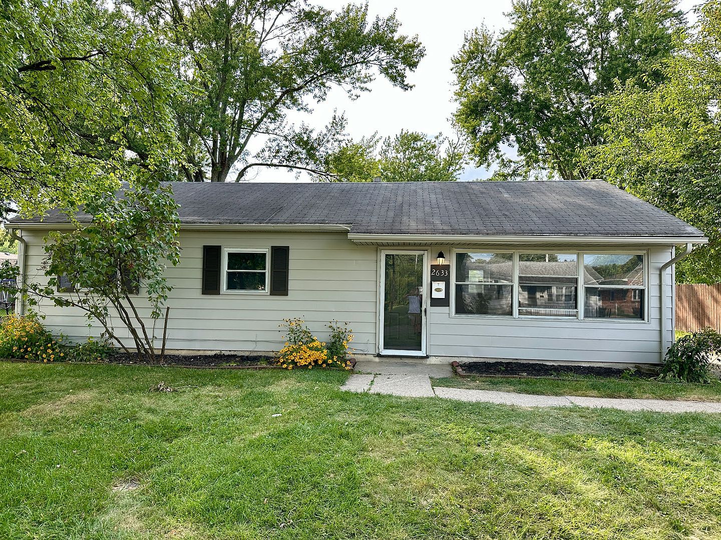 2633 Midvale St, Dayton, OH 45420 Zillow