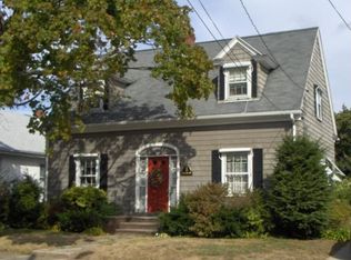 53 Brookwood Rd, Cranston, RI 02910