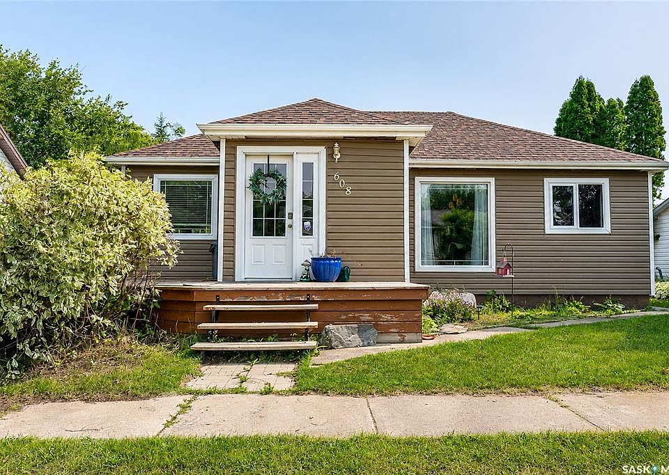 1st image of 608 2nd AVENUE
