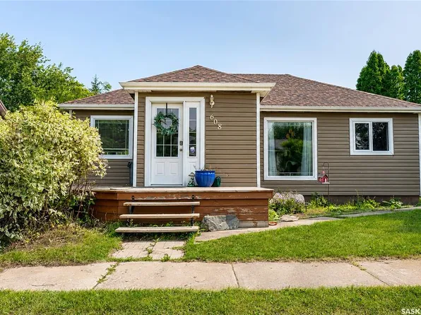608 2nd AVENUE, Cudworth, SK S0K 1B0
