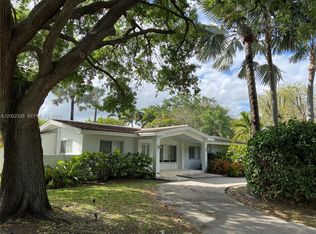 9840 SW 69th Ave, Pinecrest, FL 33156