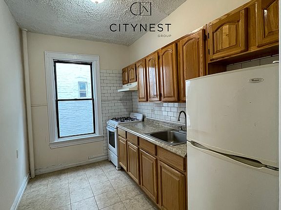 4th image of 9016 4th Ave #2R
