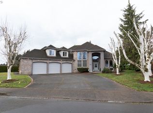 8518 NW 19th Ave, Vancouver, WA 98665