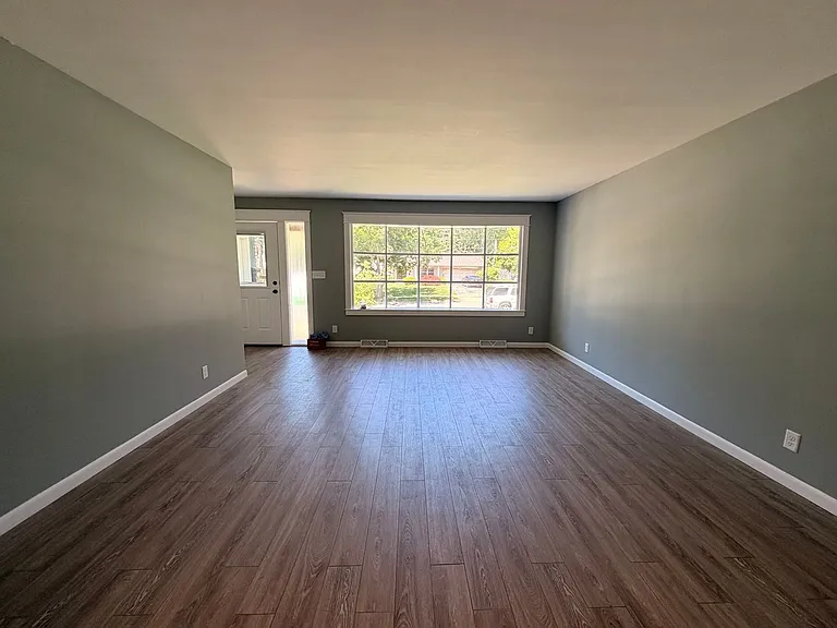 2538 Berwyck Rd SE — Photo 15