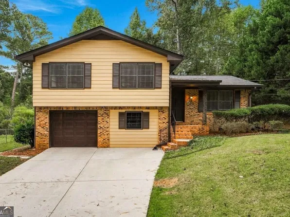 3450 Lake Dr, Lawrenceville, GA 30044